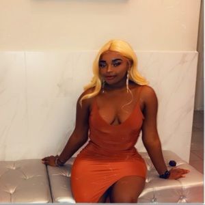 Meet your Posher, Regina